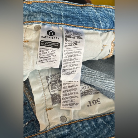 Levi's 501 shorts - Picture 10 of 11